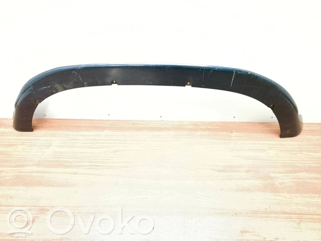 Volvo S40 Etupuskurin reuna 