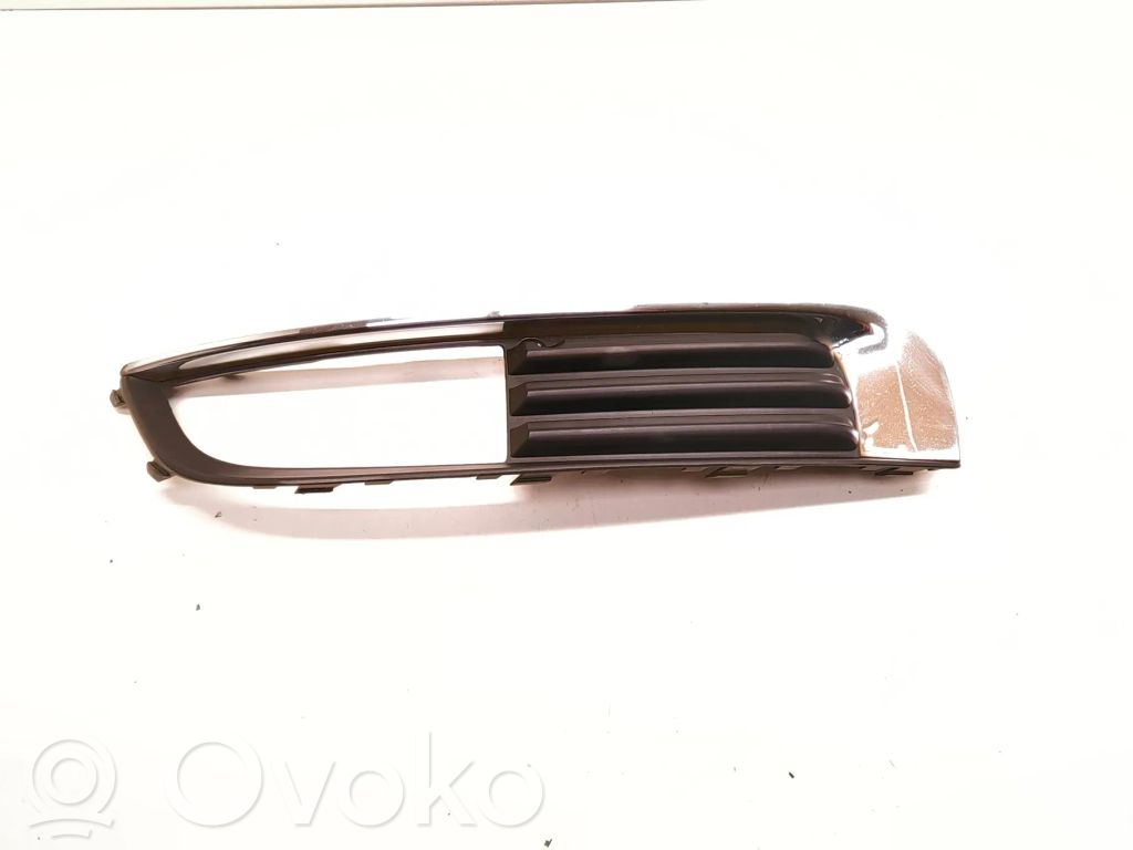 Opel Insignia A Front fog light trim/grill 