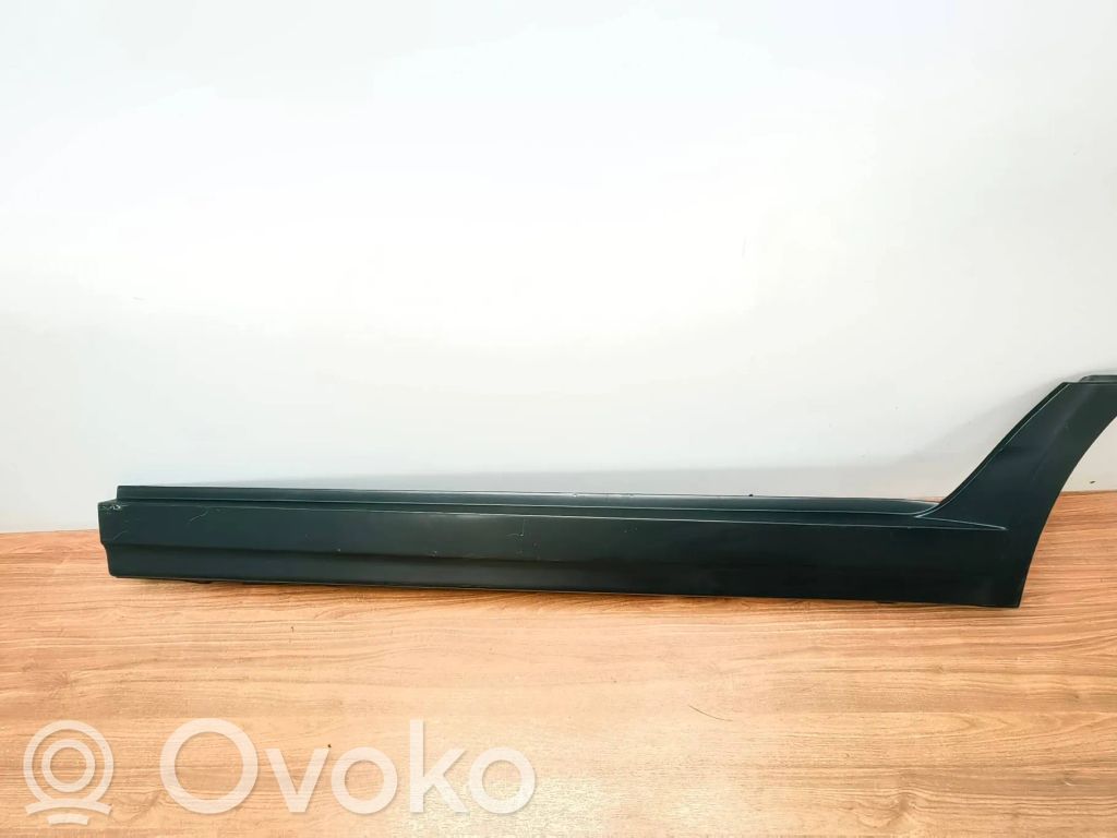 BMW X3 E83 Sill 