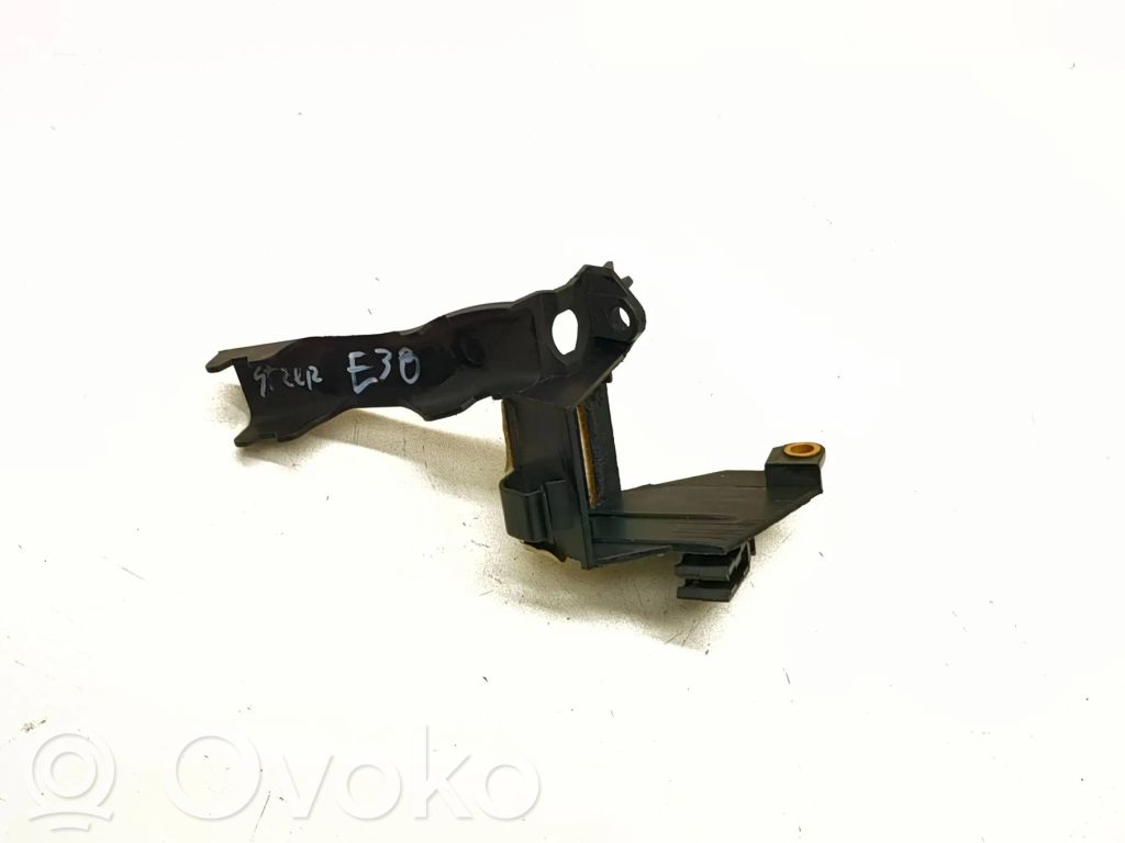 BMW 7 E38 Support de compresseur de clim 