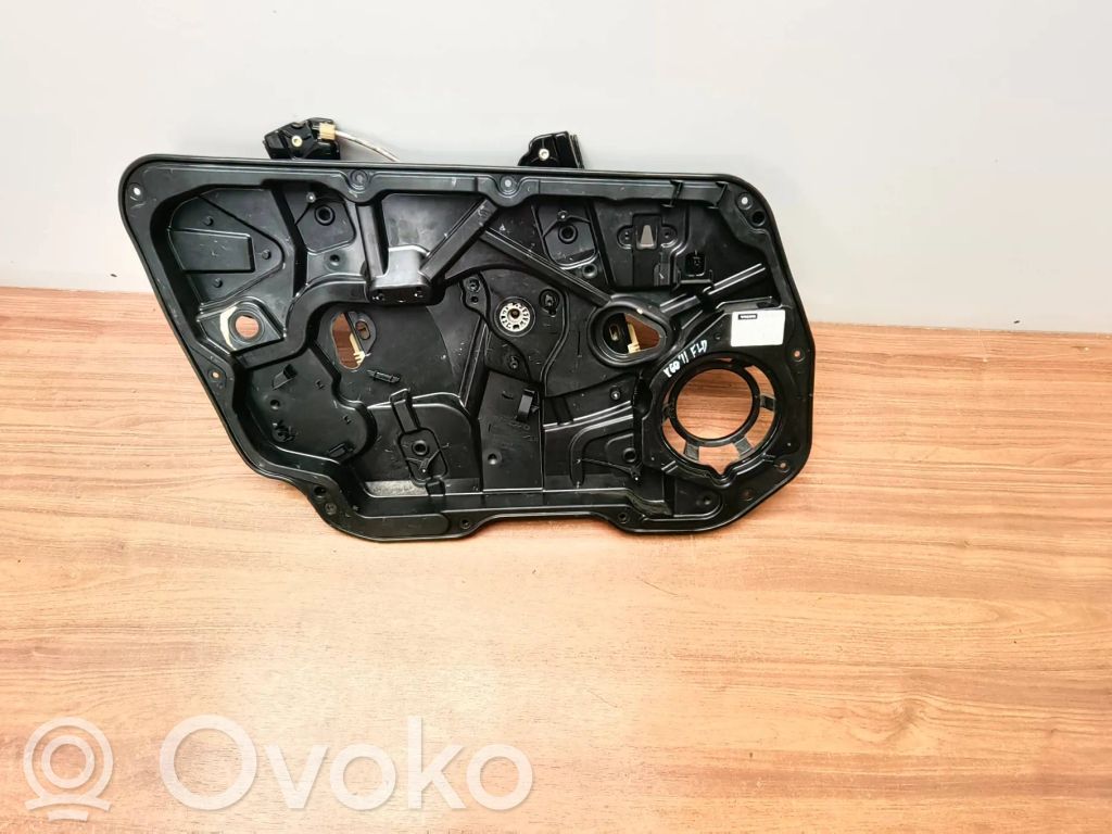Volvo V60 Mecanismo para subir la puerta delantera sin motor 