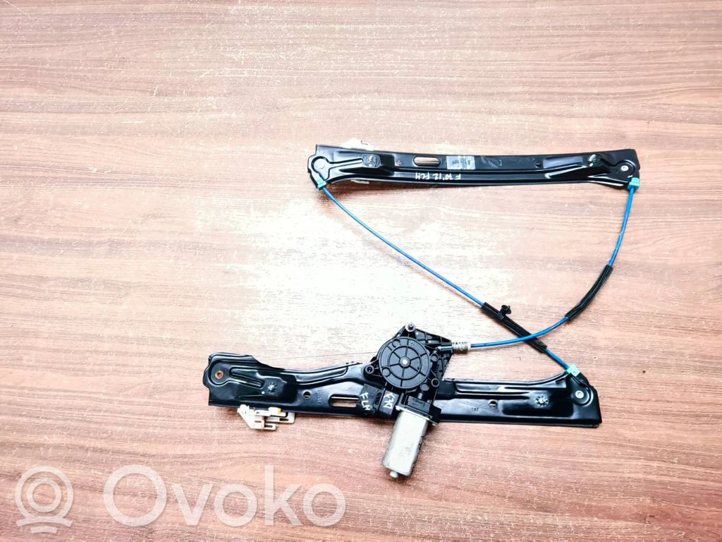 BMW 3 F30 F35 F31 Front door window regulator with motor 