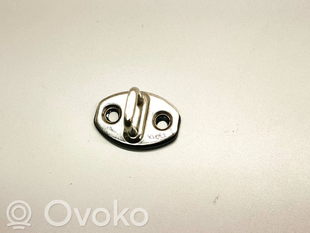Volkswagen Golf VII Rear door lock loop/hook striker 