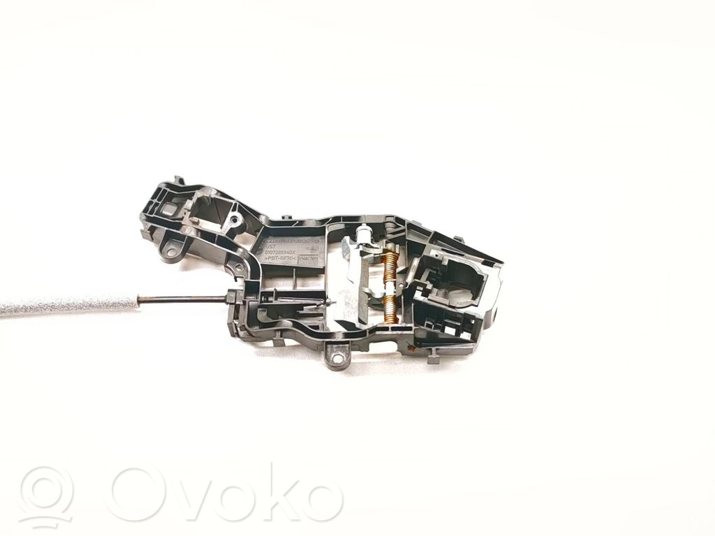 Volkswagen PASSAT B8 Klamka/wspornik zewnętrzny drzwi przednich 