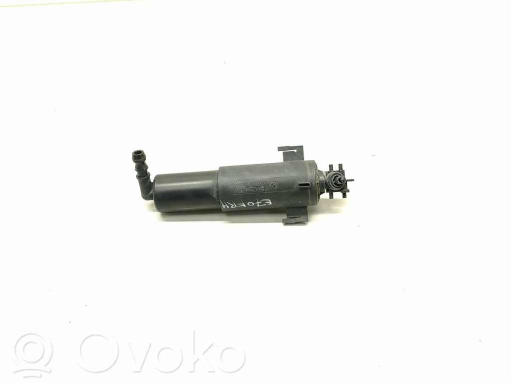BMW X5 E70 Headlight washer spray nozzle 
