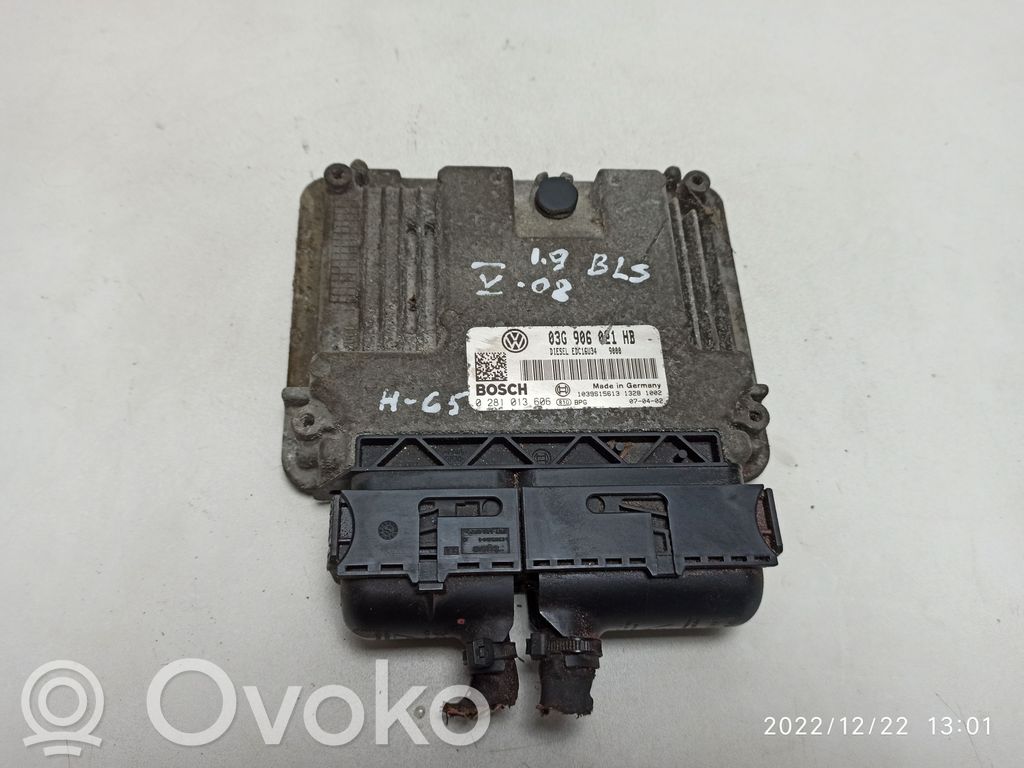Volkswagen Golf V Engine control unit/module 