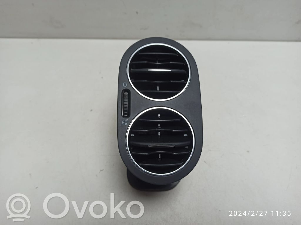 Volkswagen Golf Plus Boczna kratka nawiewu deski rozdzielczej 