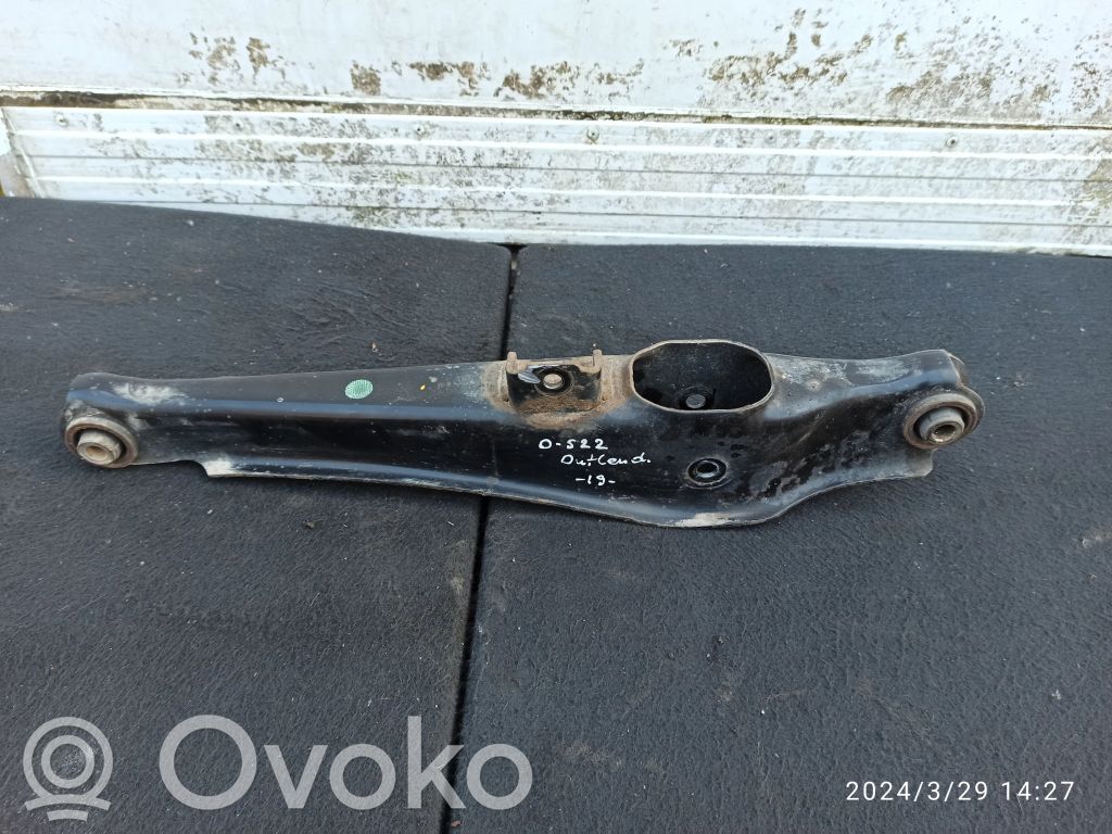 Rear upper control arm/wishbone