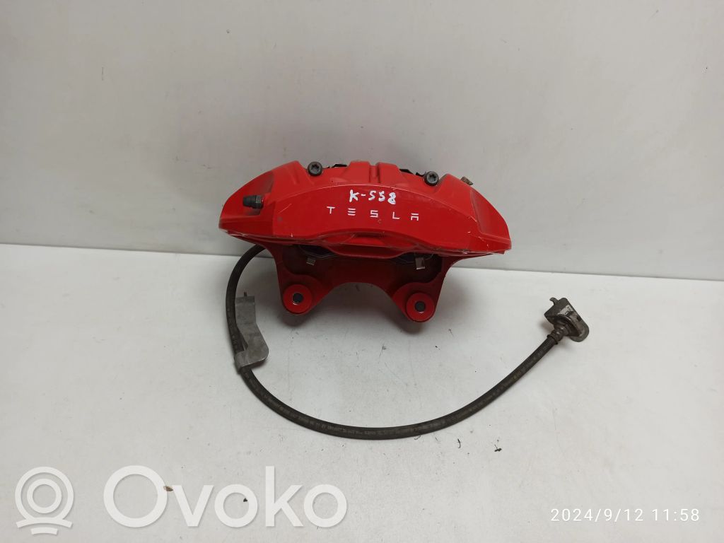 Zacisk hamulcowy przedni   228864100A