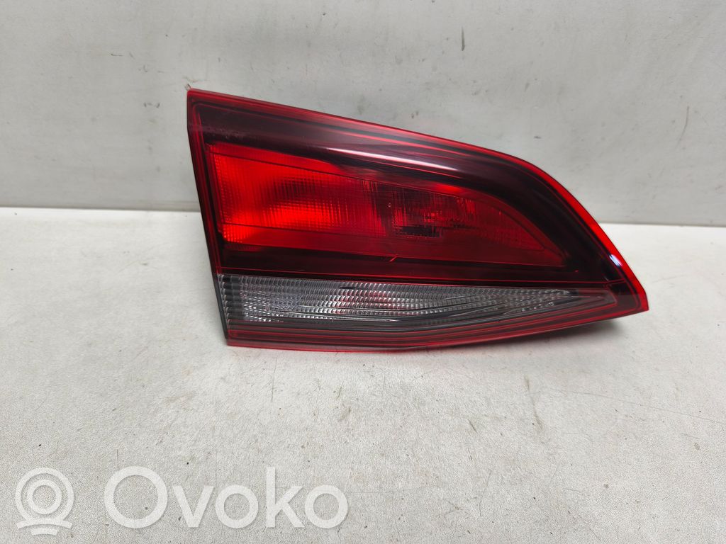 Opel Astra K Takaluukun takavalot 