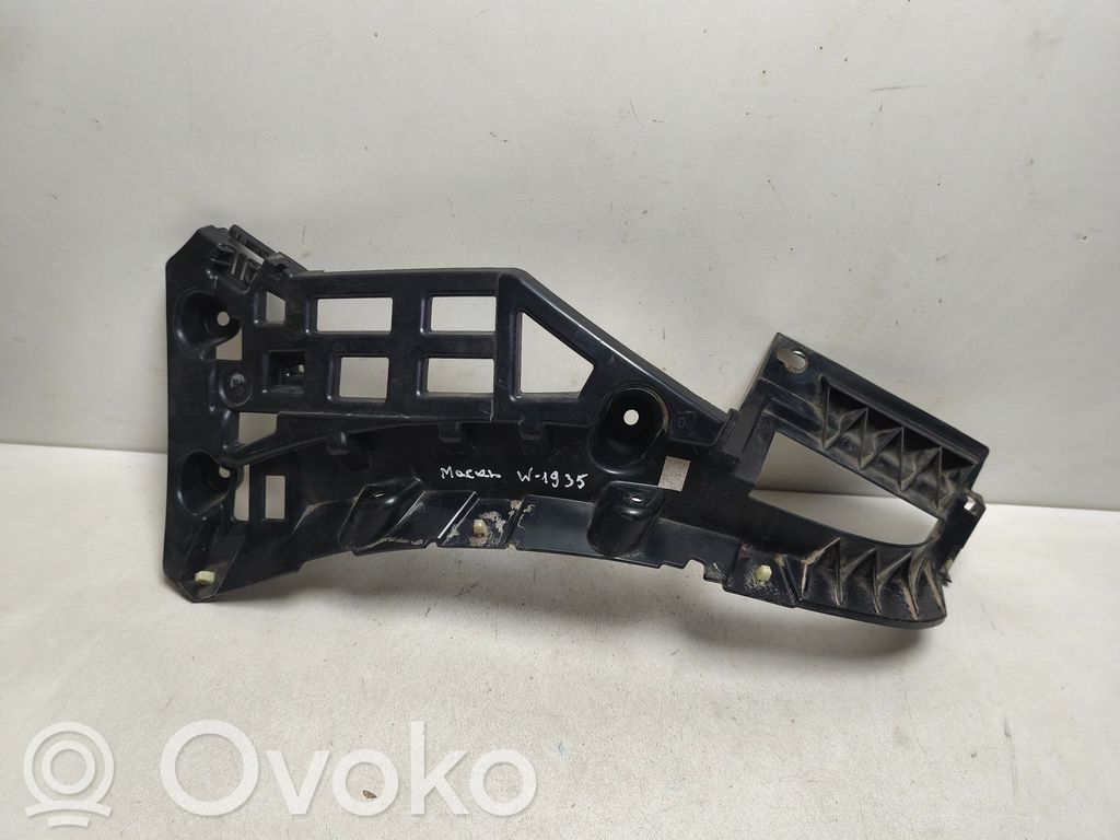 Rear bumper mounting bracket   95B807253B