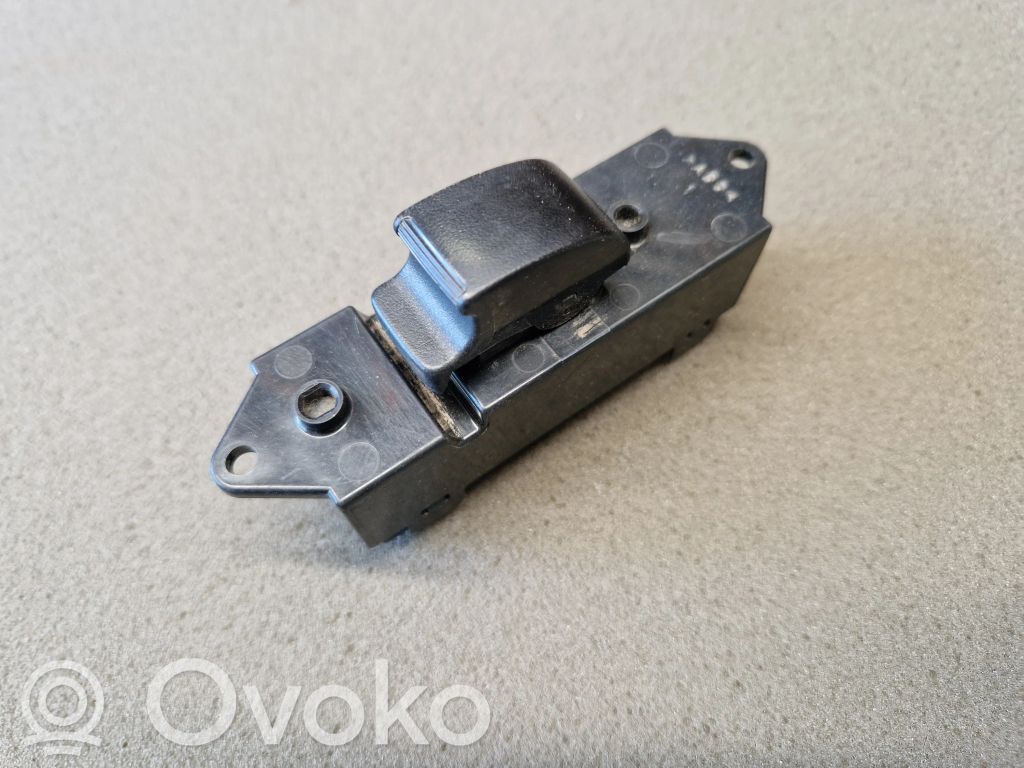 Mitsubishi L200 Electric window control switch 