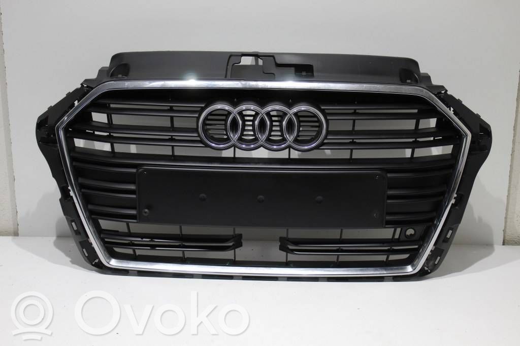 Audi A3 S3 8V Oberes Gitter vorne 
