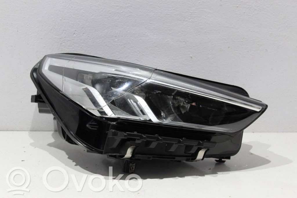 BMW X1 U11 Scheinwerfer 