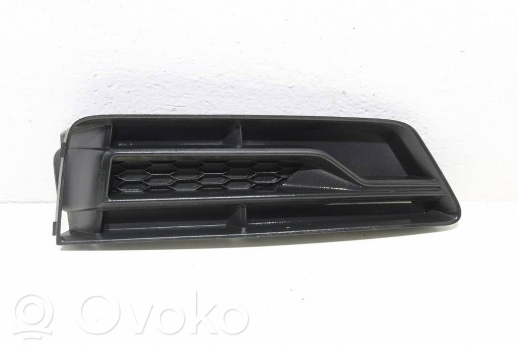 Audi A4 Allroad B9 Mascherina inferiore del paraurti anteriore 
