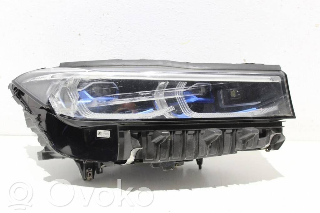 BMW 7 G11 G12 Lampa przednia 