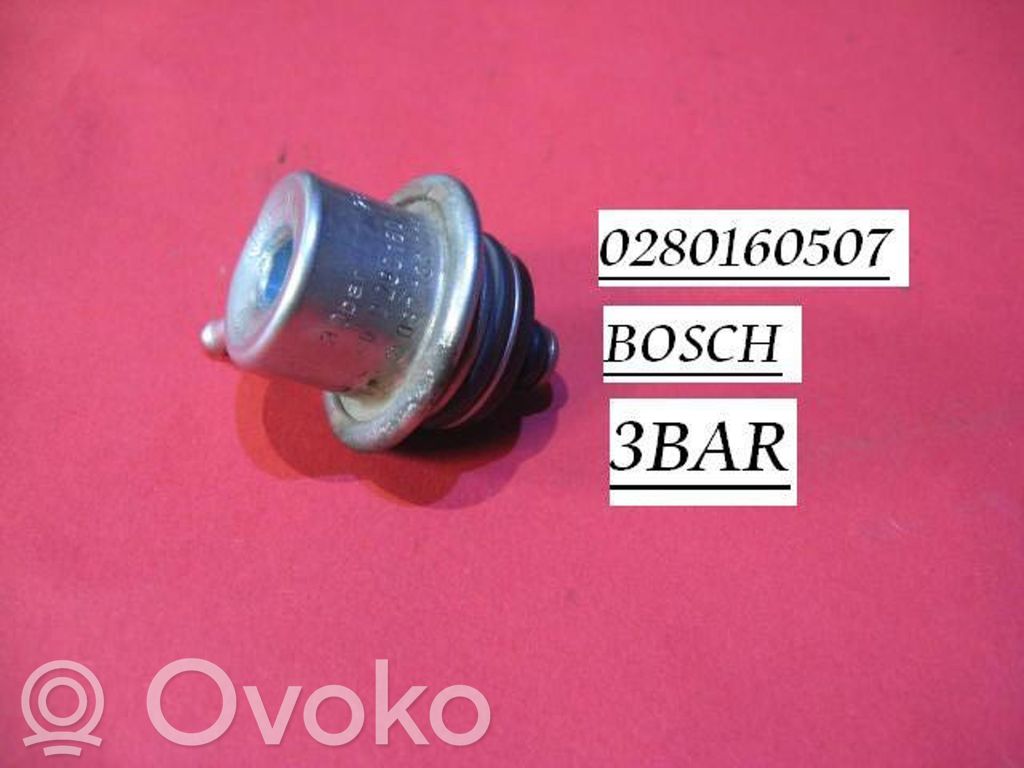Audi 80 90 S2 B4 Regulator presiune combustibil 