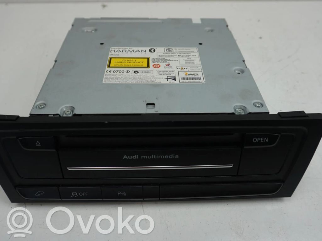 Panel / Radioodtwarzacz CD/DVD/GPS   8T1035666JX