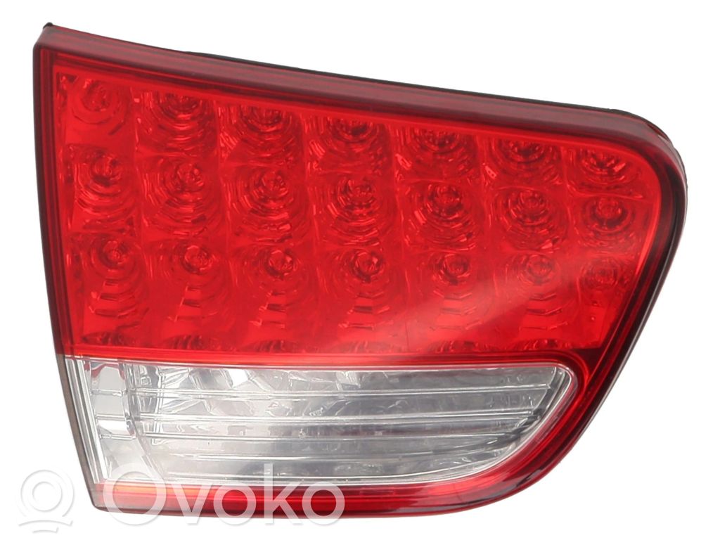 Citroen C-Crosser Tailgate rear/tail lights 