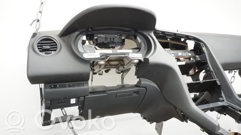 Peugeot 5008 Panel de instrumentos 