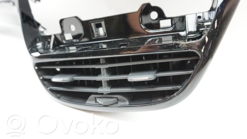 Peugeot 208 I Consola central 