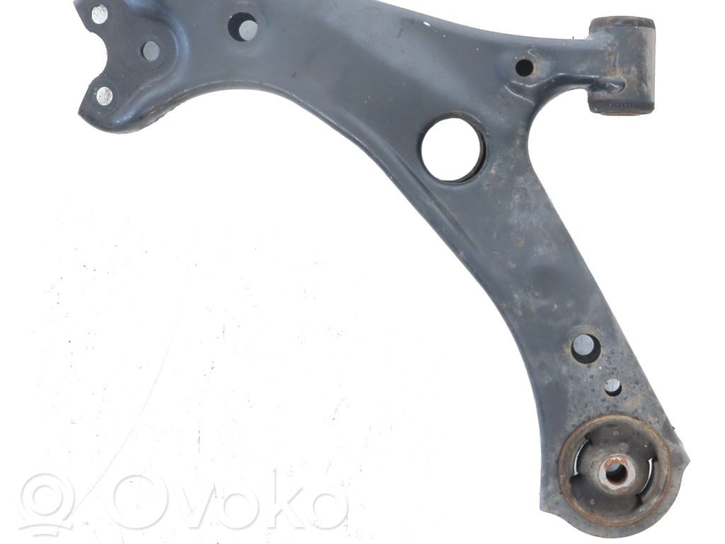 Toyota Corolla E210 E21 Dakša 