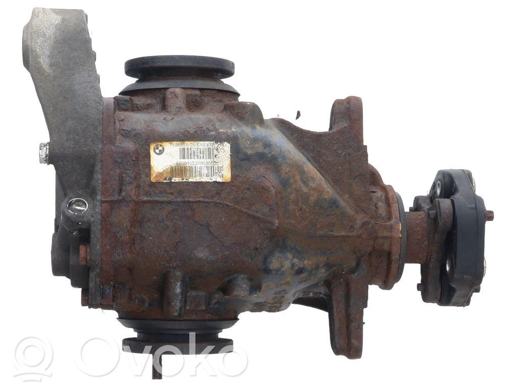 Rear differential   33107566170