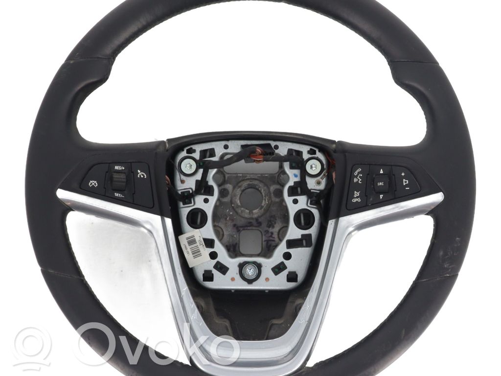 Opel Insignia A Ohjauspyörä 