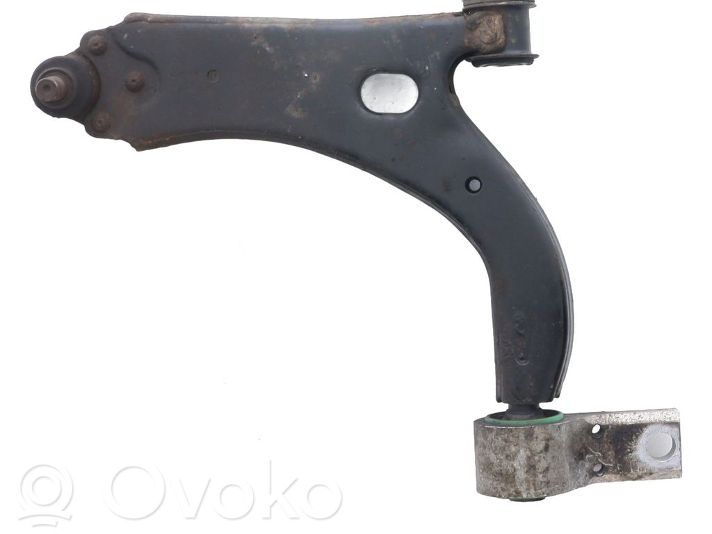 Mazda 2 Priekinė šakė 