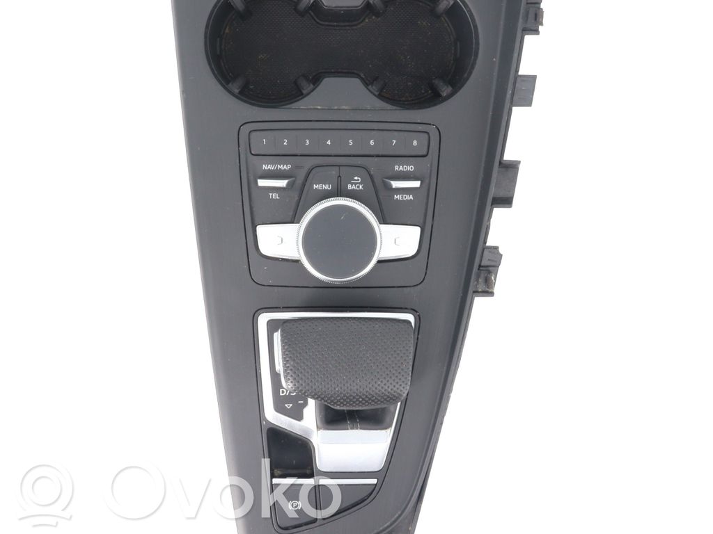 Console centrale   8W1863241D6PS