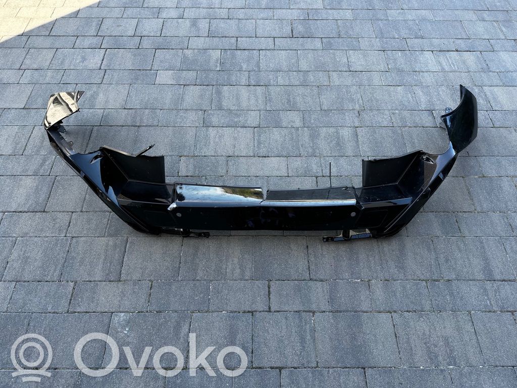 Lamborghini Urus Front bumper lip 