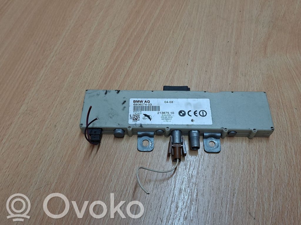BMW 3 E46 Antenos stiprintuvas 