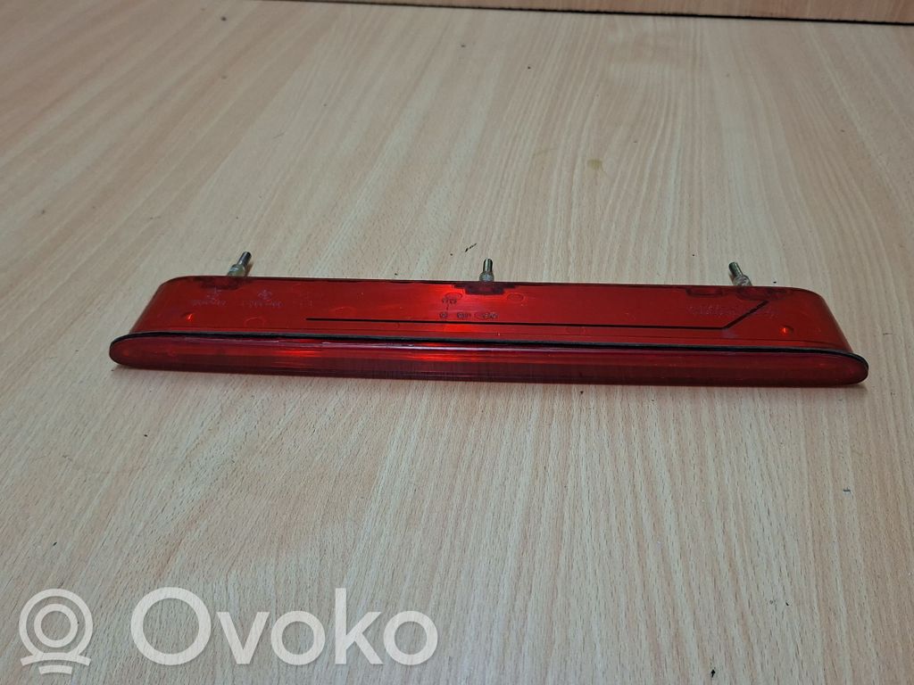 BMW 3 E46 Third/center stoplight 