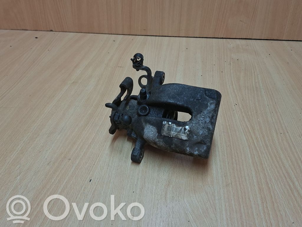 Citroen DS5 Tylny zacisk hamulcowy 