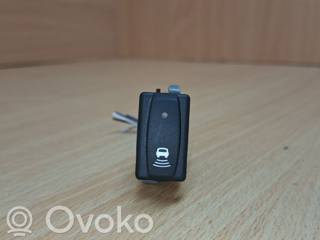 Interruptor del sensor de aparcamiento (PDC)   8200121194