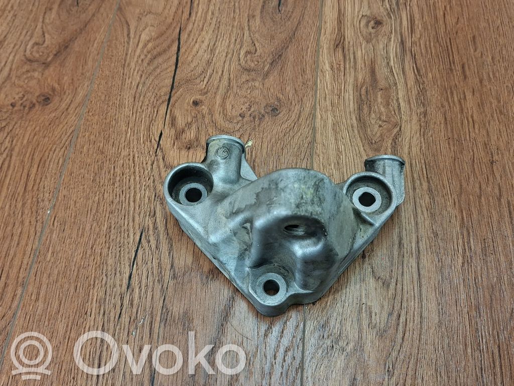 Renault Espace IV Engine mounting bracket 