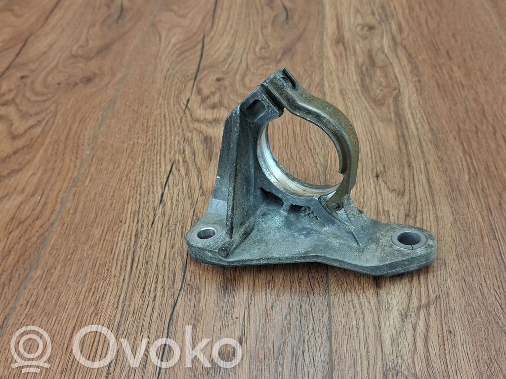 Renault Laguna III Driveshaft support bearing bracket 