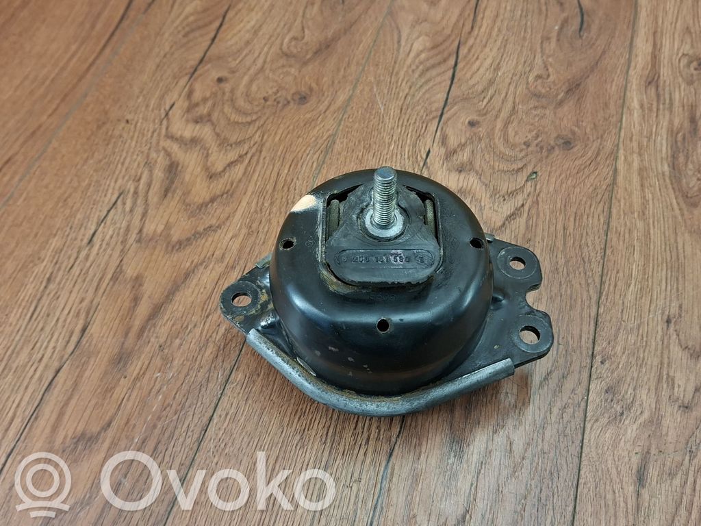 Renault Vel Satis Engine mount bracket 