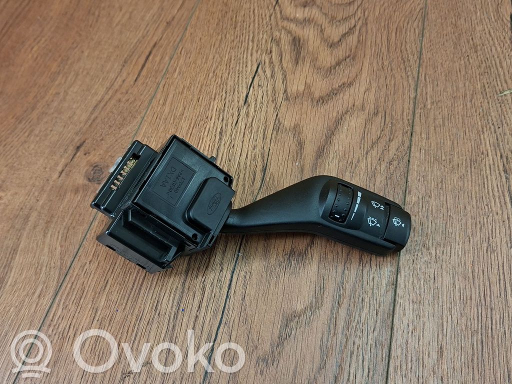 Ford Focus C-MAX Valytuvų rankenėlė 