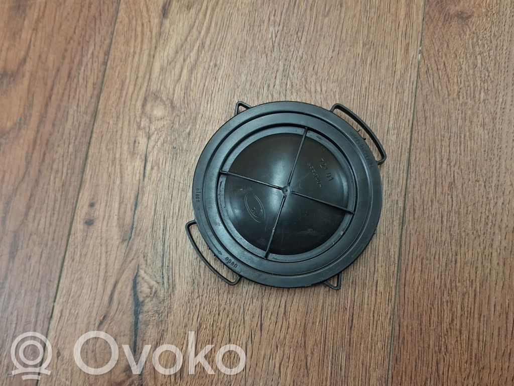 BMW 3 F30 F35 F31 Osłona żarówki lampy przedniej 