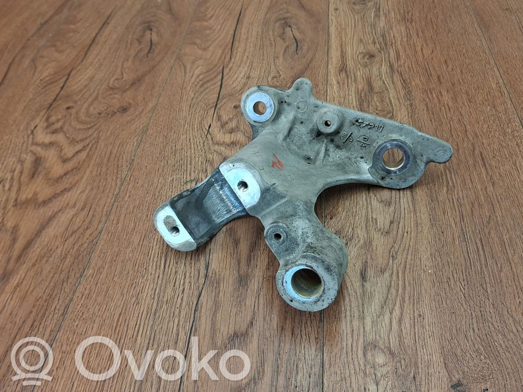 Renault Scenic IV - Grand scenic IV Engine mounting bracket 