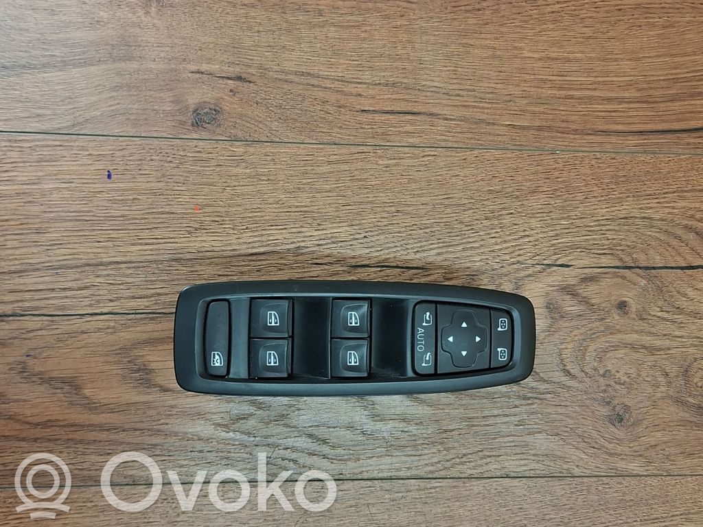 Renault Megane IV Electric window control switch 