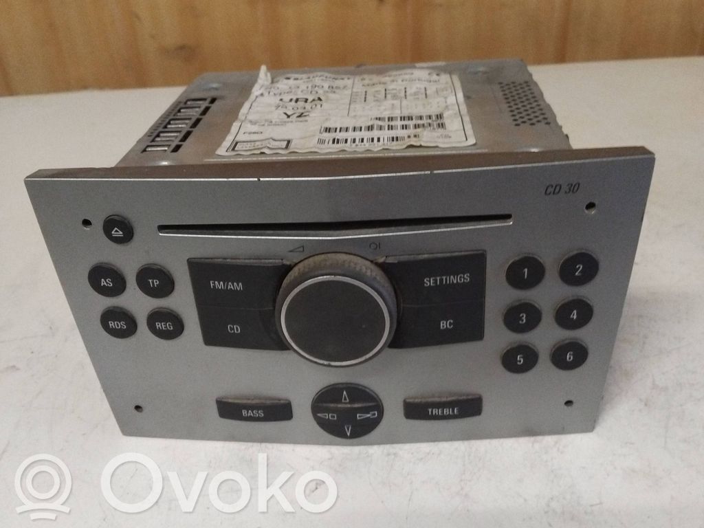 Opel Zafira B Radio/CD/DVD/GPS head unit 