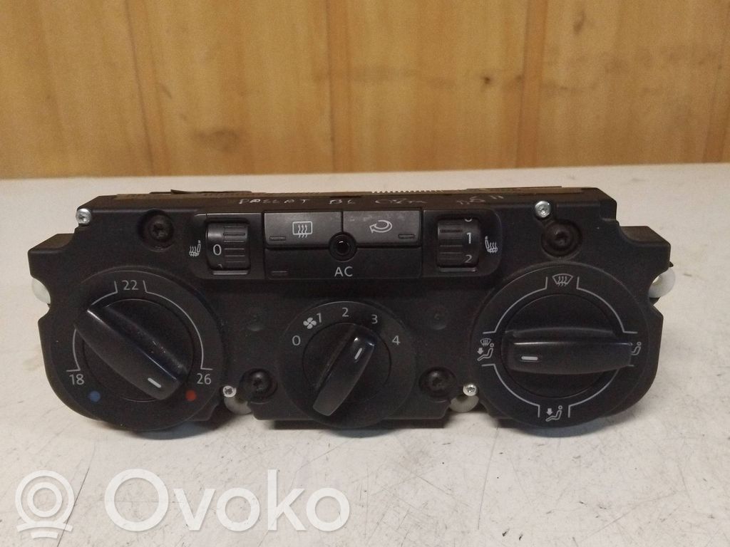 Volkswagen PASSAT B6 Climate control unit 