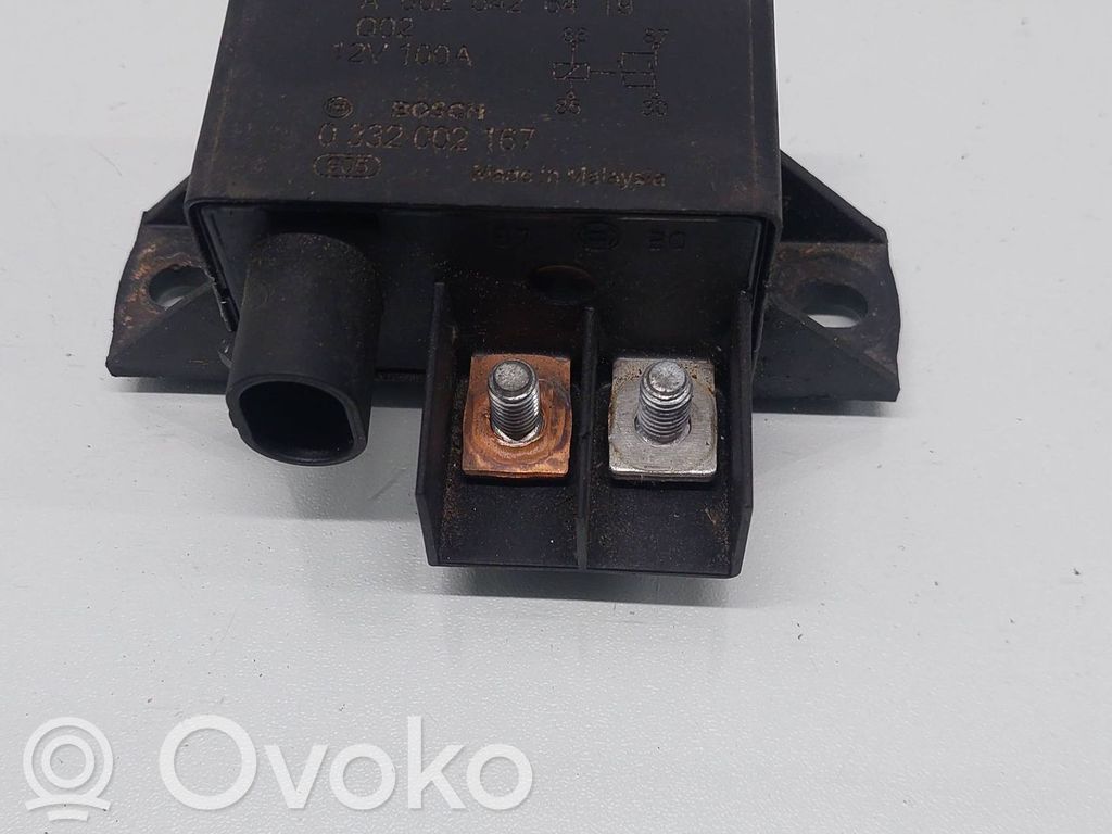 Mercedes-Benz E W211 Charging relay 