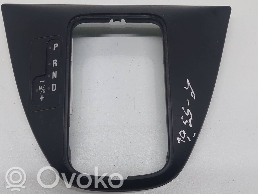 BMW X5 E53 Gear shifter surround trim plastic 