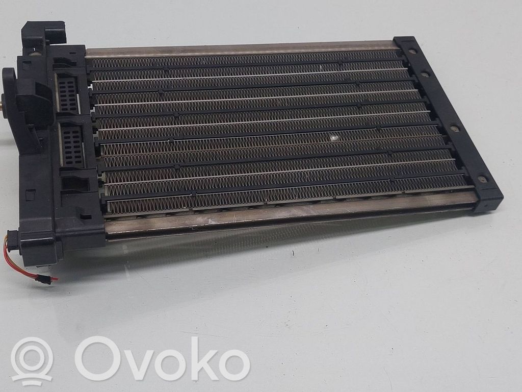 BMW 1 E81 E87 Elektrinis salono pečiuko radiatorius 