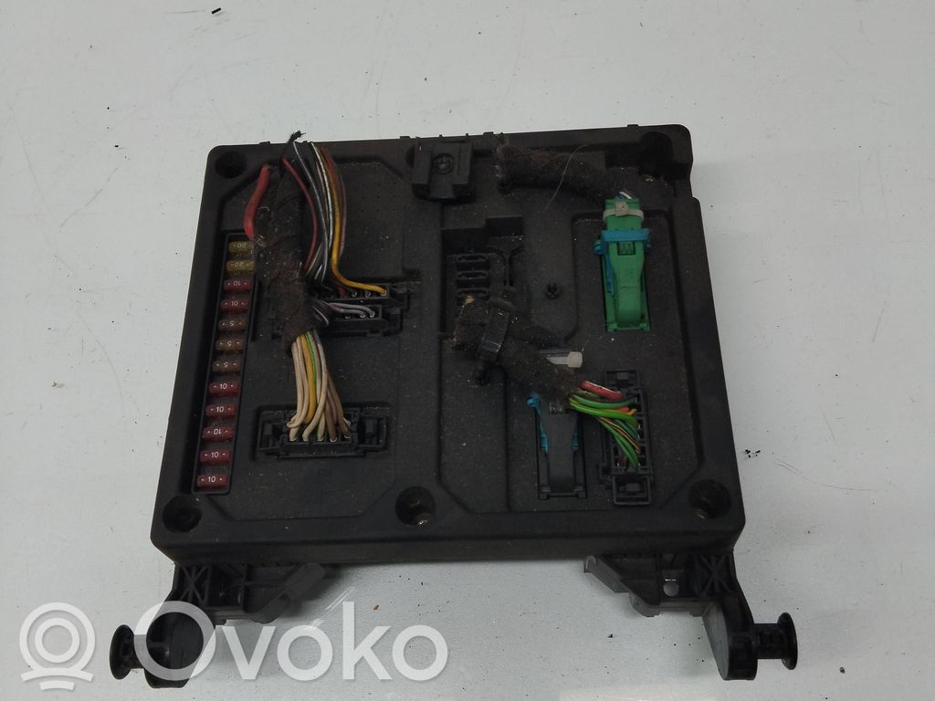 Volkswagen Sharan Drošinātāju bloks 