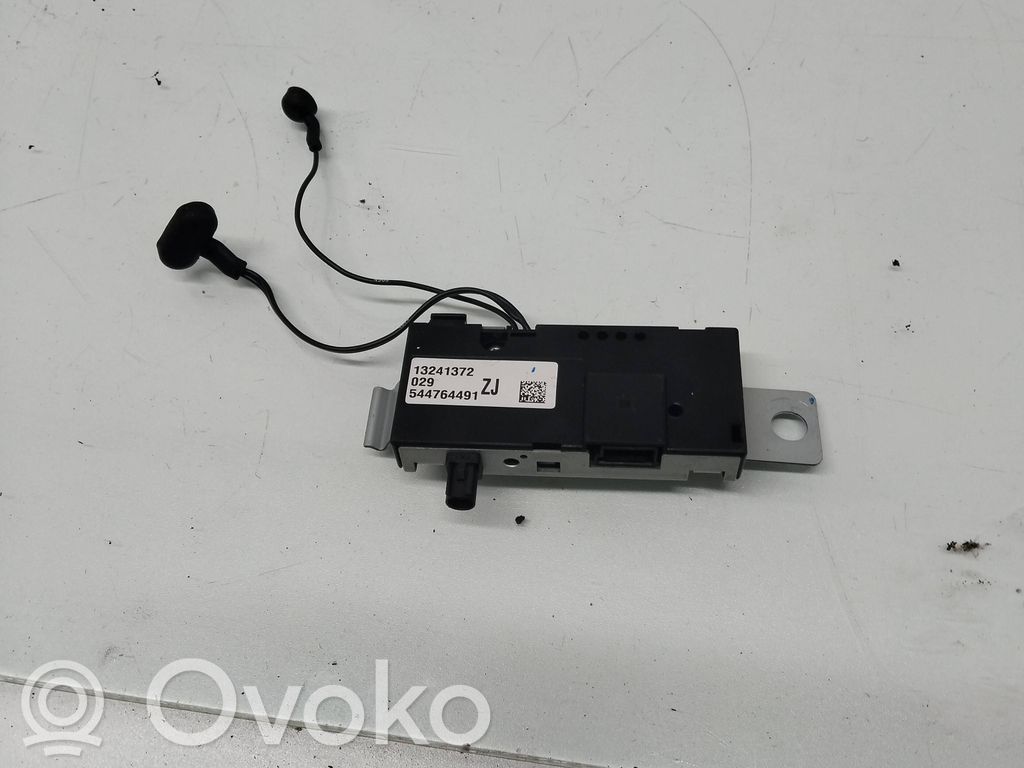 Opel Insignia A Pystyantennivahvistin 