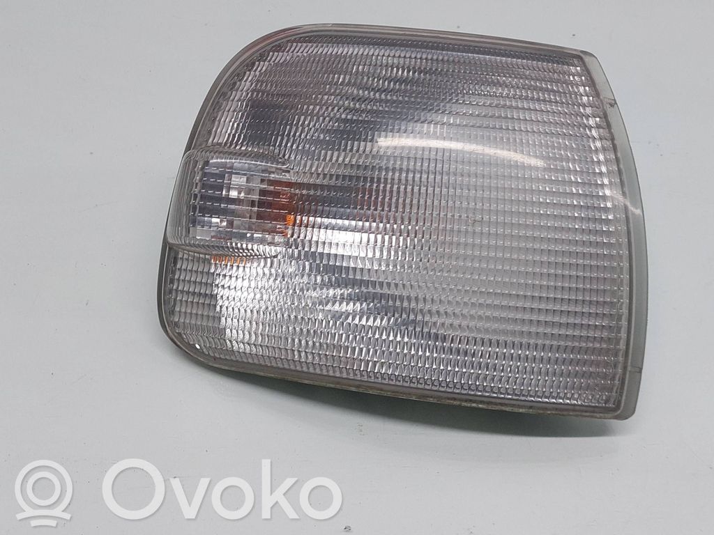 Volkswagen Transporter - Caravelle T4 Kierunkowskaz przedni 